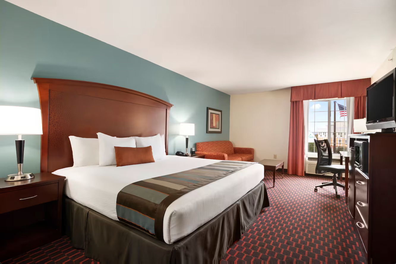 Standard King Room